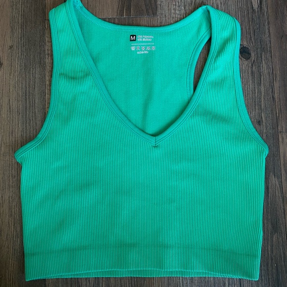 NWOT Green Crop Tank - Picture 1 of 3
